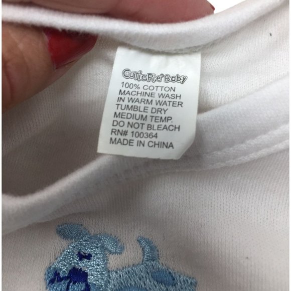 Cutie Pie Baby Size 0-3M Onesie with Blue Puppy Dog on front - Picture 3 of 4